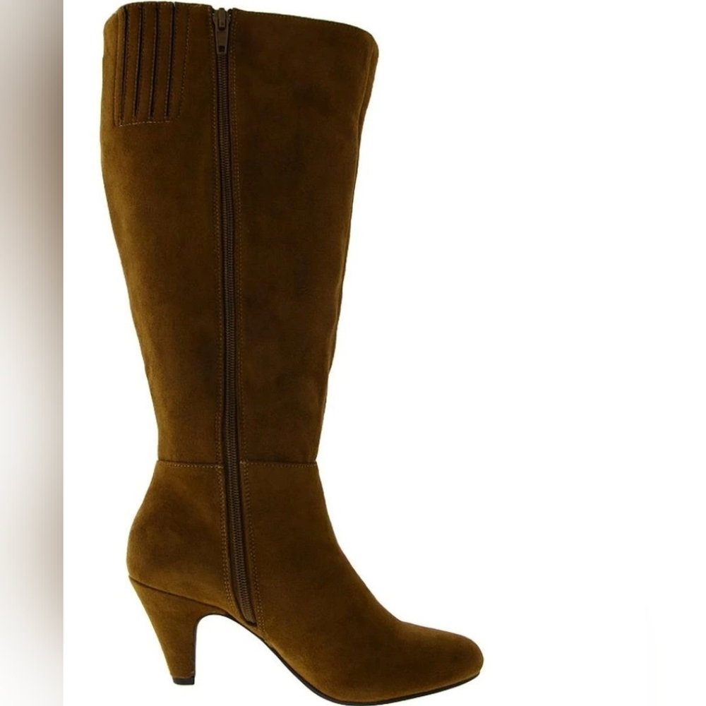 NIB - Bella Vita Corinne faux suede knee-high boots BROWN/COGNAC SIZE 8.5